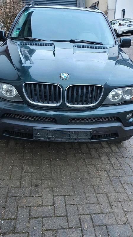 Grün Gebraucht 2003 BMW X5 SUV | 3.300 € (Guter Preis) - Bild 1/4