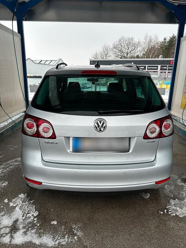 Gebraucht VW Golf VI 105 PS (77 kW) 2013 Grau Kleinwagen