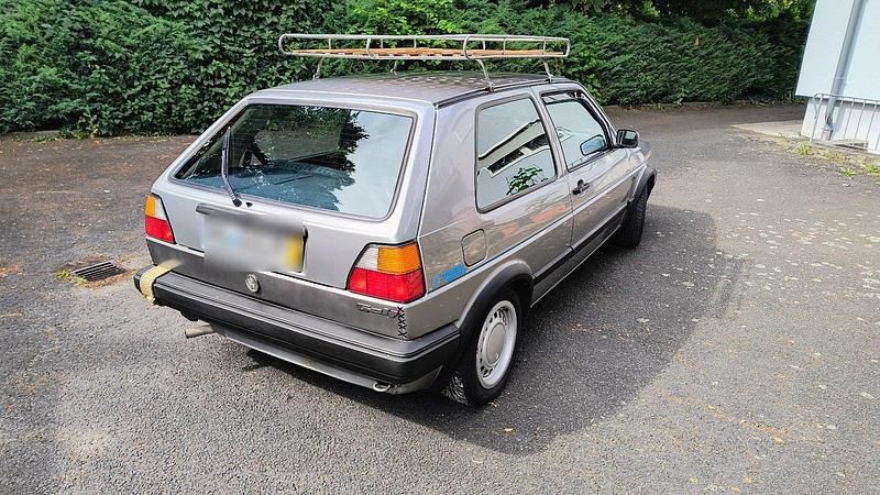 Gebraucht VW Golf II 54 PS (39 kW) 1990 Silber Kleinwagen