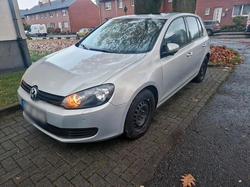 Grau Gebraucht 2009 VW Golf VI Limousine | 2.500 € (Superpreis) - Bild 1/4