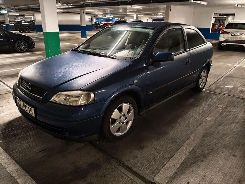 Gebraucht Opel Astra 125 PS (91 kW) 2002 Blau Limousine