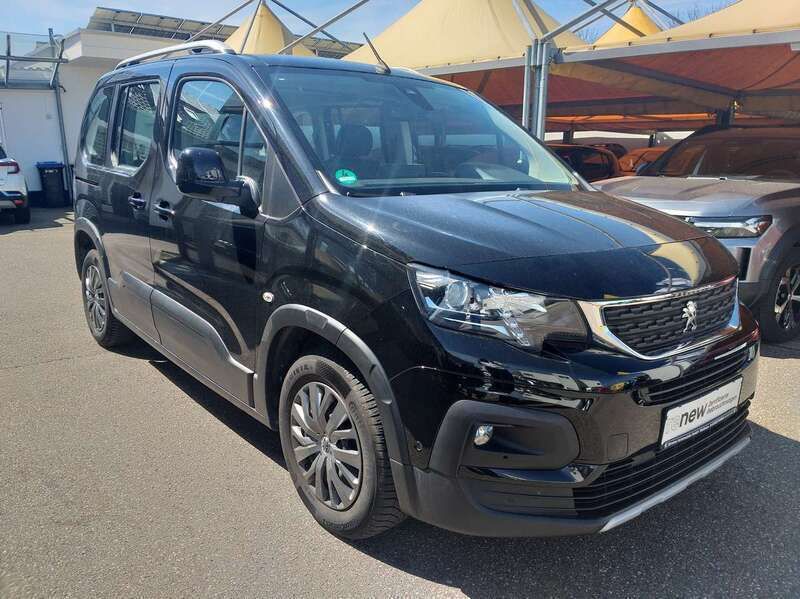 Onyx schwarz Gebraucht 2019 Peugeot Rifter Allure Van / Kleinbus | 17.990 € (Guter Preis) - Bild 1/4