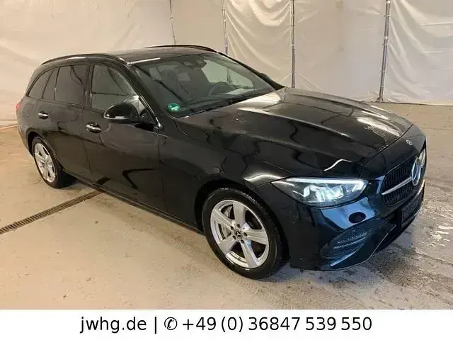 Gebraucht Mercedes C300e Avantgarde 313 PS (230 kW) 2022 Schwarz Limousine