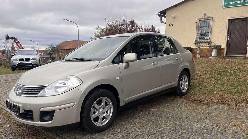 Gebraucht Nissan Tiida 110 PS (80 kW) 2007 Beige Limousine
