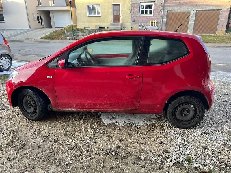 Gebraucht VW up! 75 PS (55 kW) 2012 Rot Kleinwagen