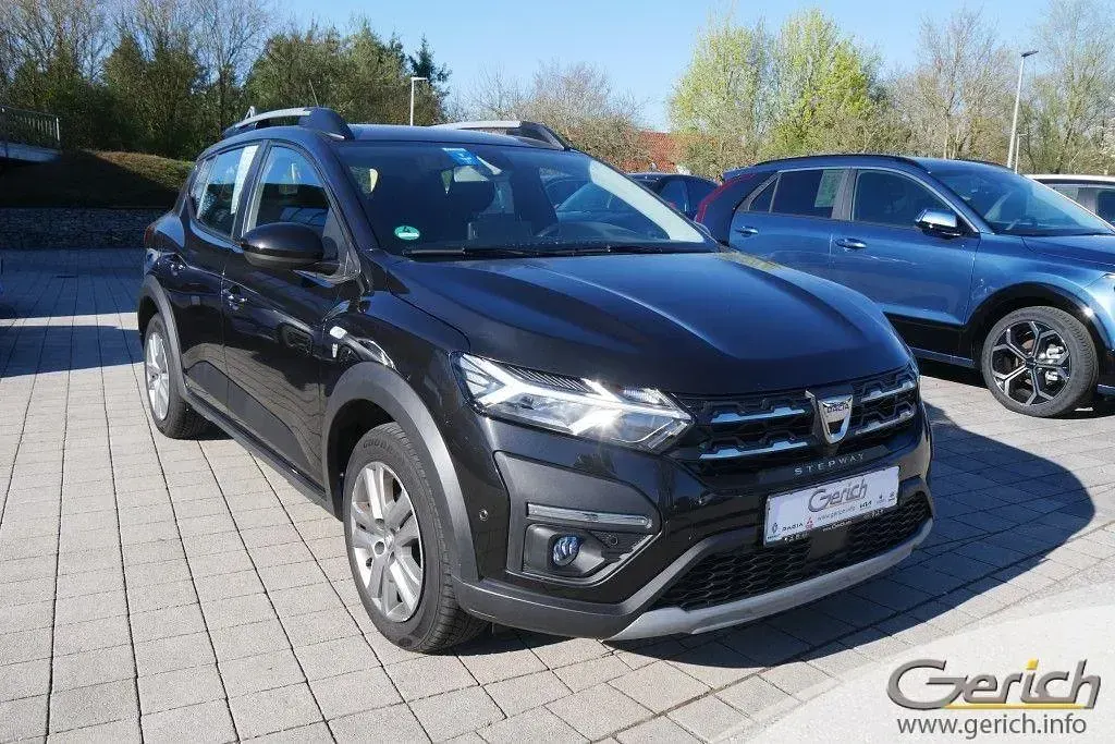 Gebraucht Dacia Sandero Comfort 91 PS (66 kW) 2023 Schwarz Limousine