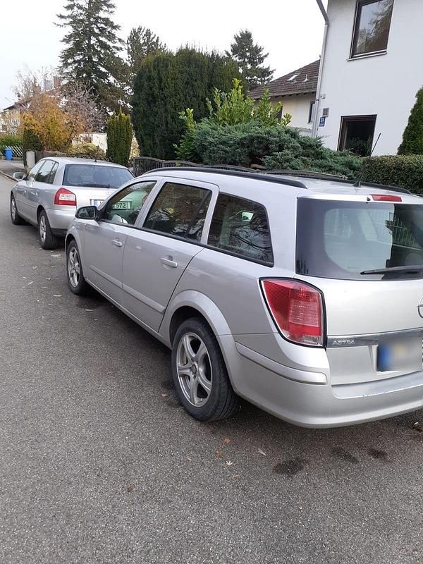 Gebraucht Opel Astra 125 PS (91 kW) 2005 Silber Kombi