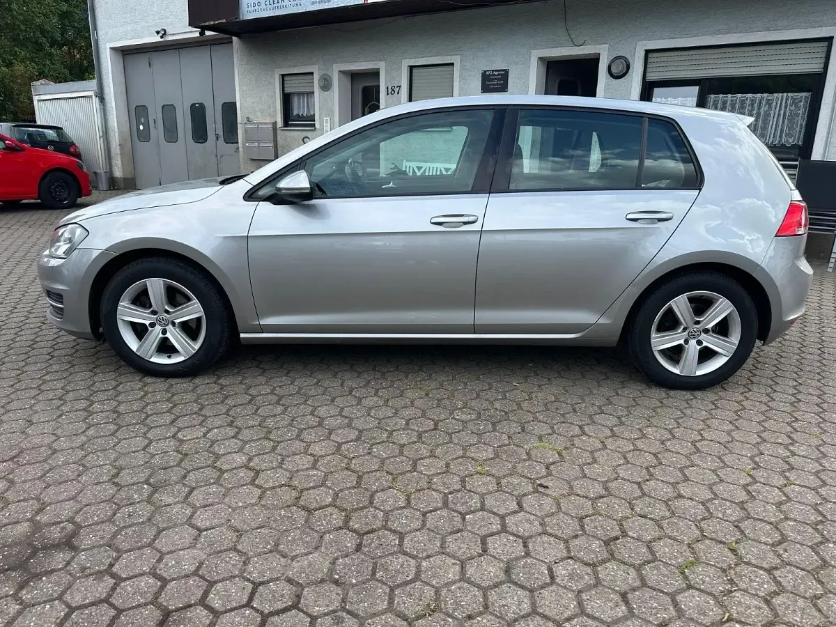 Gebraucht VW Golf VII Comfortline 86 PS (63 kW) 2012 Silber Kleinwagen