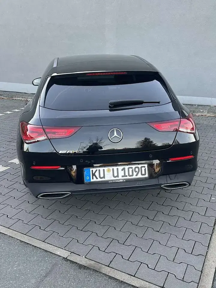 Gebraucht Mercedes CLA200 163 PS (119 kW) 2022 Schwarz Coupé