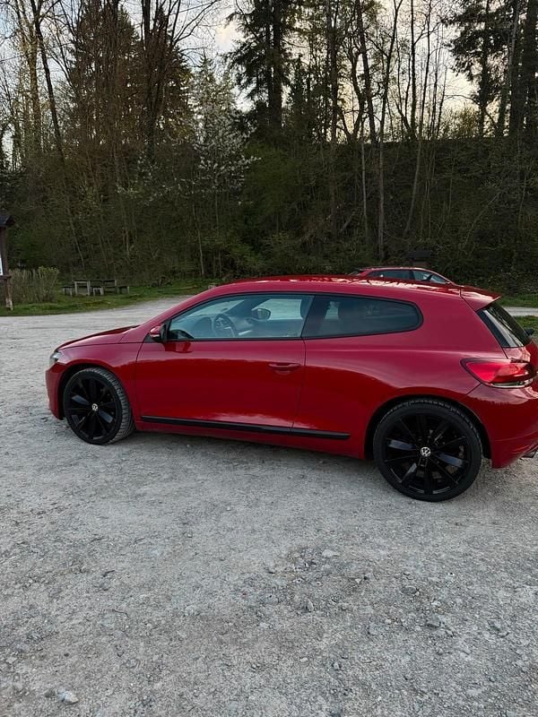 Usata VW Scirocco 140 CV (102 kW) 2011 Rosso Coupé