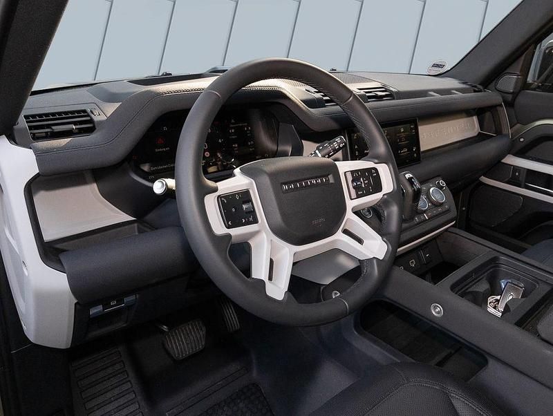 Gebraucht Land Rover Defender SE Dynamic 300 PS (220 kW) 2023 Grün SUV