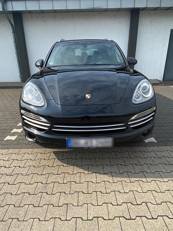Schwarz Gebraucht 2014 Porsche Cayenne Platinum Edition SUV | 21.990 € (Superpreis) - Bild 1/4
