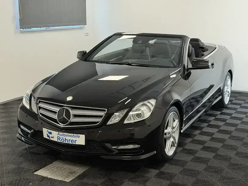 Gebraucht Mercedes E500 AMG line 408 PS (300 kW) 2012 Schwarz Cabrio
