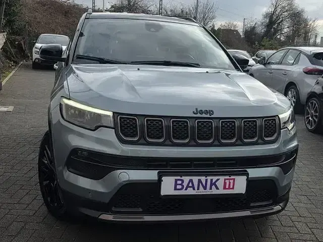 Occasion Jeep Compass Limited 131 ch (96 kW) 2022 Vert SUV