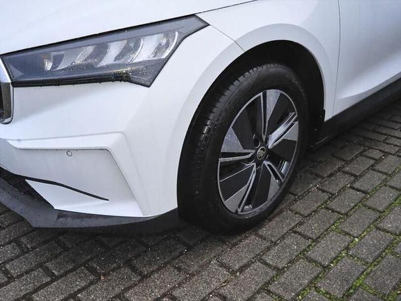 Gebraucht Skoda Enyaq iV Suite 150 kW (204 PS) 2023 Moonweiß perleffekt SUV