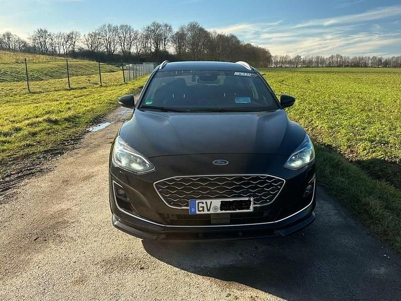 Gebraucht Ford Focus Vignale 182 PS (133 kW) 2019 Schwarz Kombi
