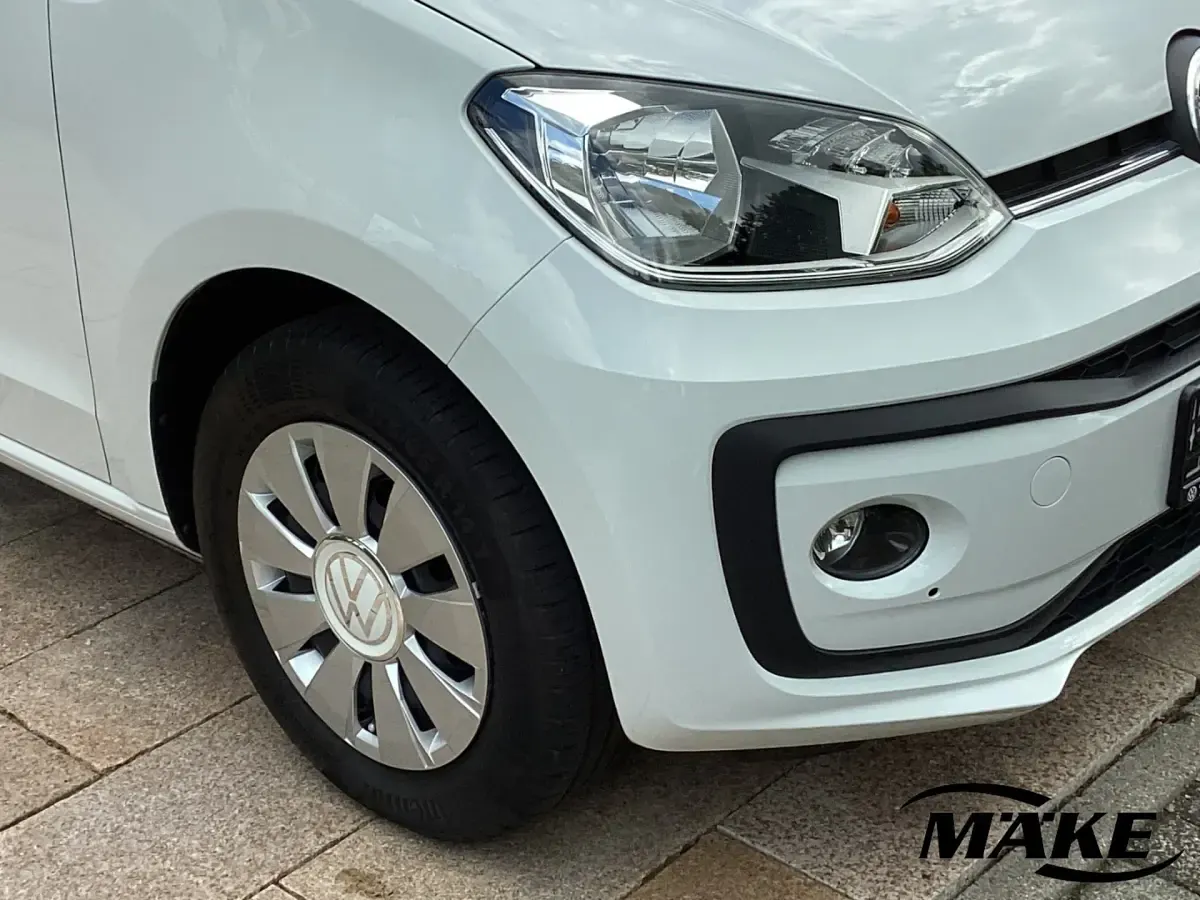 Gebraucht VW up! Move 65 PS (47 kW) 2022 Weiß Kleinwagen