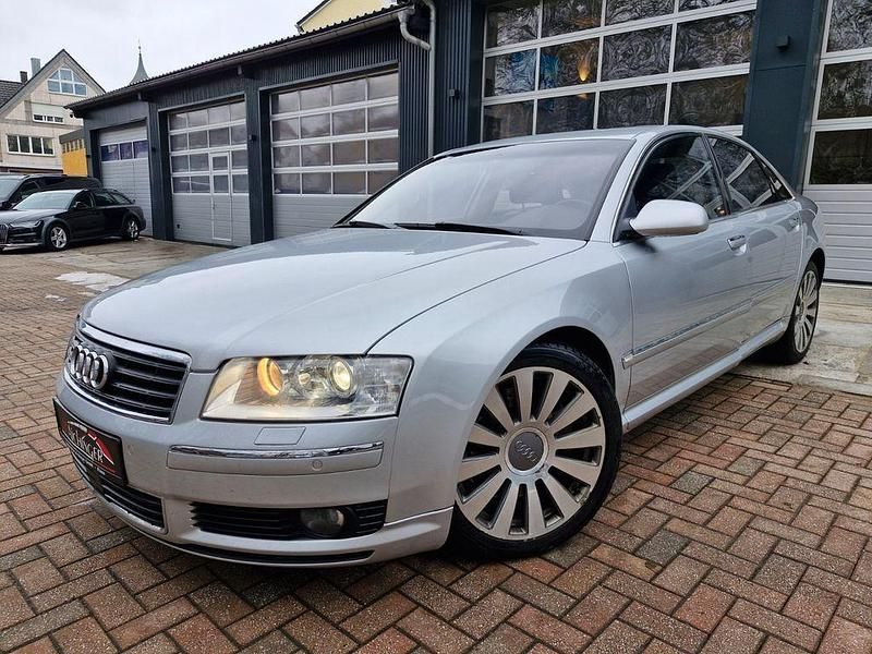 Silber Gebraucht 2003 Audi A8 Ambiente Limousine | 8.999 € (Etwas zu teuer) - Bild 1/4