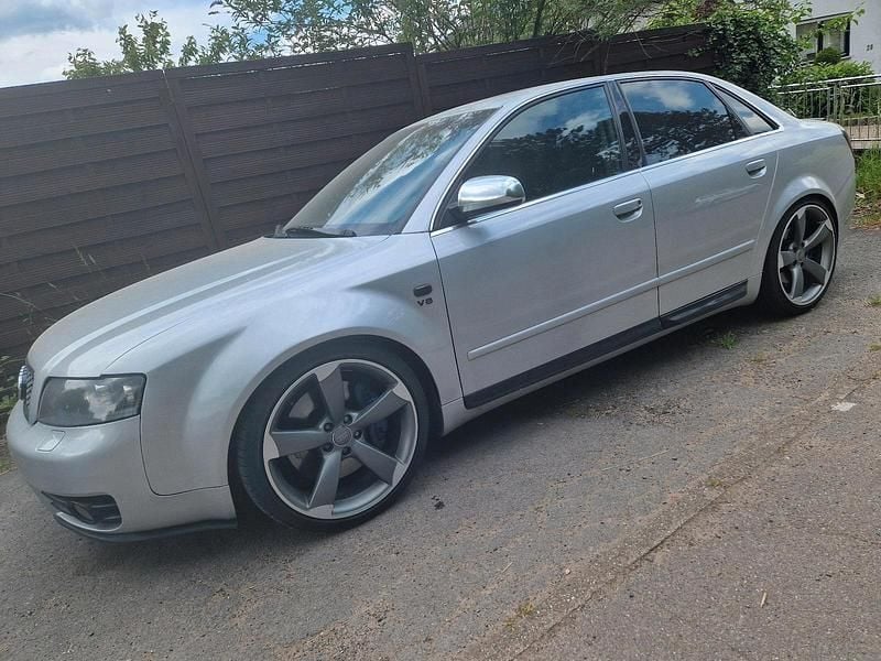 Silber Gebraucht 2003 Audi S4 Limousine | 9.500 € (Etwas zu teuer) - Bild 1/4