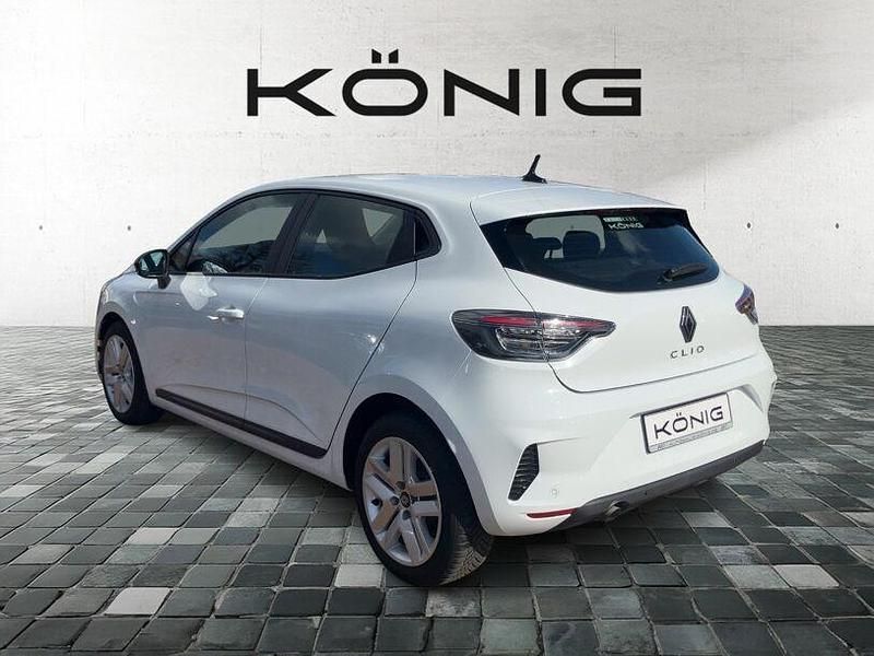 Gebraucht Renault Clio V Evolution 67 PS (49 kW) 2023 Weiß Limousine