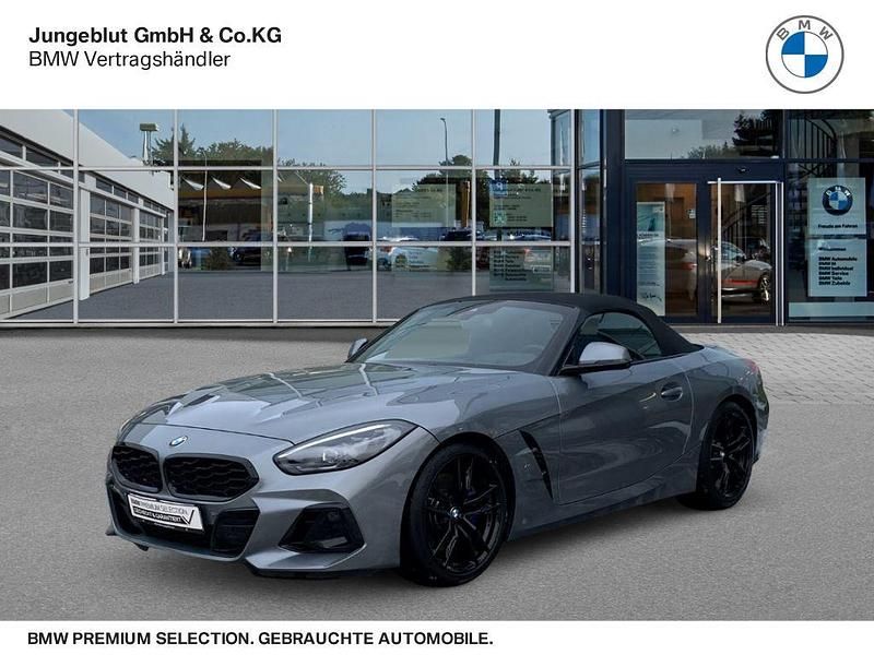Skyscraper grau metallic Gebraucht 2024 BMW Z4 M Sport Cabrio | 57.850 € (Etwas zu teuer) - Bild 1/3