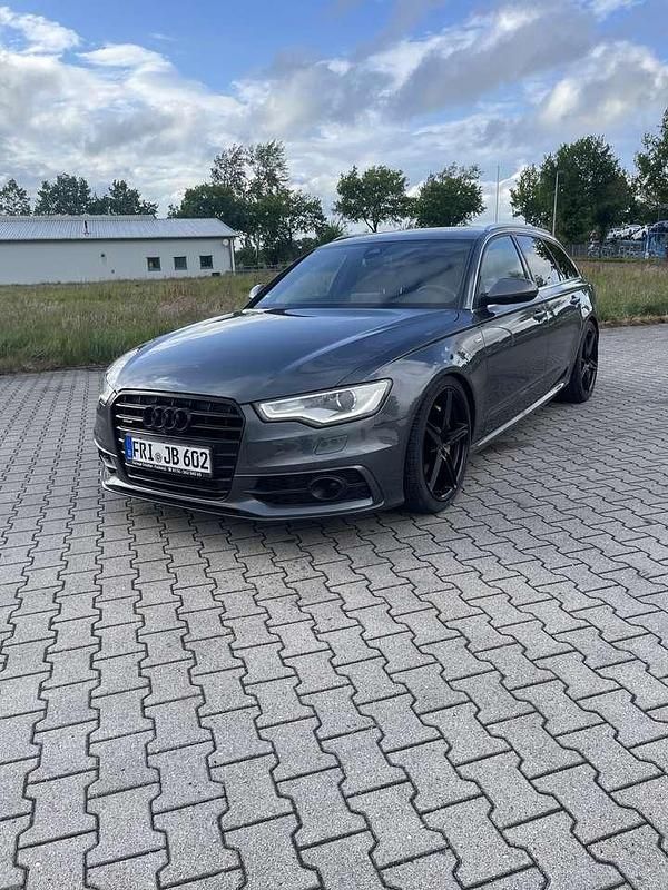 Grau Gebraucht 2014 Audi A6 Kombi | 27.999 € - Bild 1/4