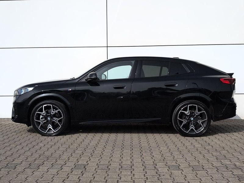 Gebraucht BMW X2 M Sport 156 PS (114 kW) 2025 Black sapphire metallic SUV