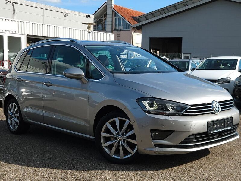 Silber Gebraucht 2015 VW Golf Sportsvan Highline Van / Kleinbus | 10.750 € (Guter Preis) - Bild 1/4