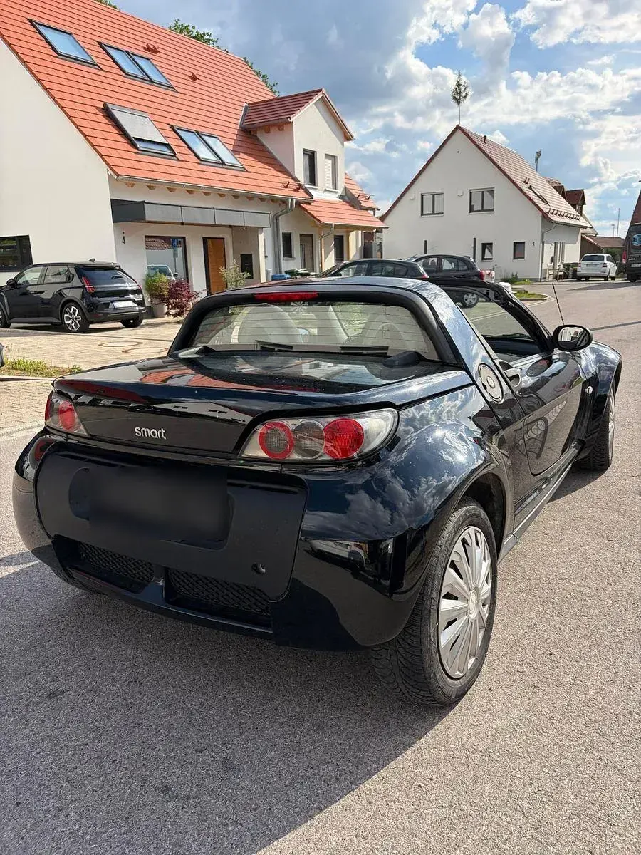 Gebraucht Smart Roadster 61 PS (44 kW) 2005 Schwarz Cabrio