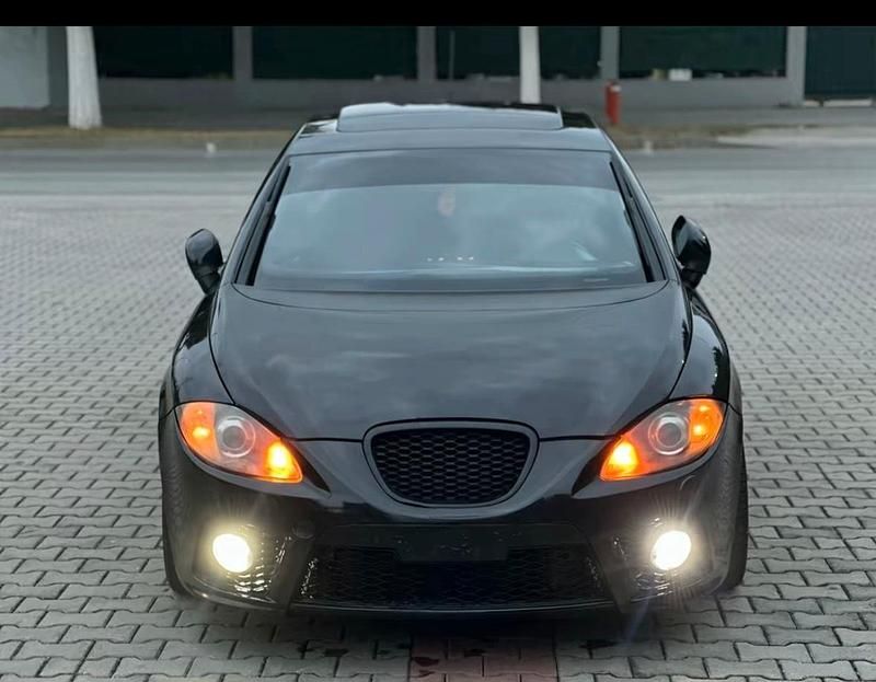 Schwarz Gebraucht 2006 Seat Leon FR Kleinwagen | 3.999 € (Fairer Preis) - Bild 1/4