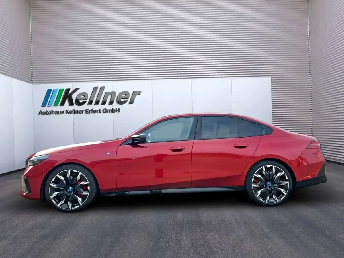 Gebraucht BMW i5 Shadowline 569 kW (774 PS) 2024 Rot Limousine
