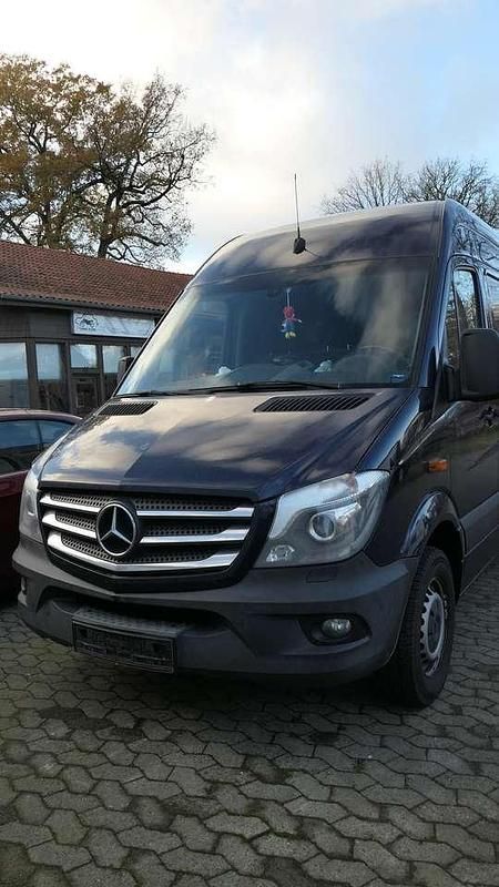 Blau Gebraucht 2017 Mercedes Sprinter Van | 10.500 € (Fairer Preis) - Bild 1/4