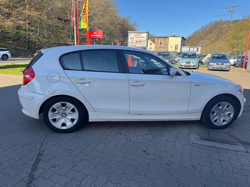 Gebraucht BMW 120 170 PS (125 kW) 2008 Weiß Kleinwagen