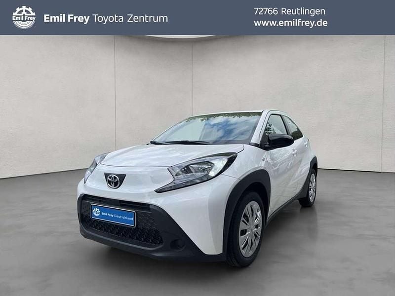 Schneeweiß Neu 2025 Toyota Aygo X X-play SUV | 15.990 € (Guter Preis) - Bild 1/4