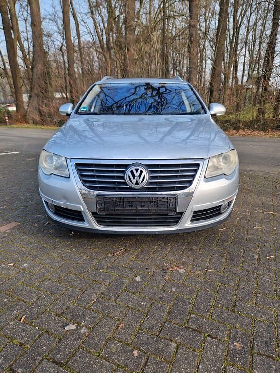 Gebraucht VW Passat Highline 140 PS (102 kW) 2008 Silber Kombi