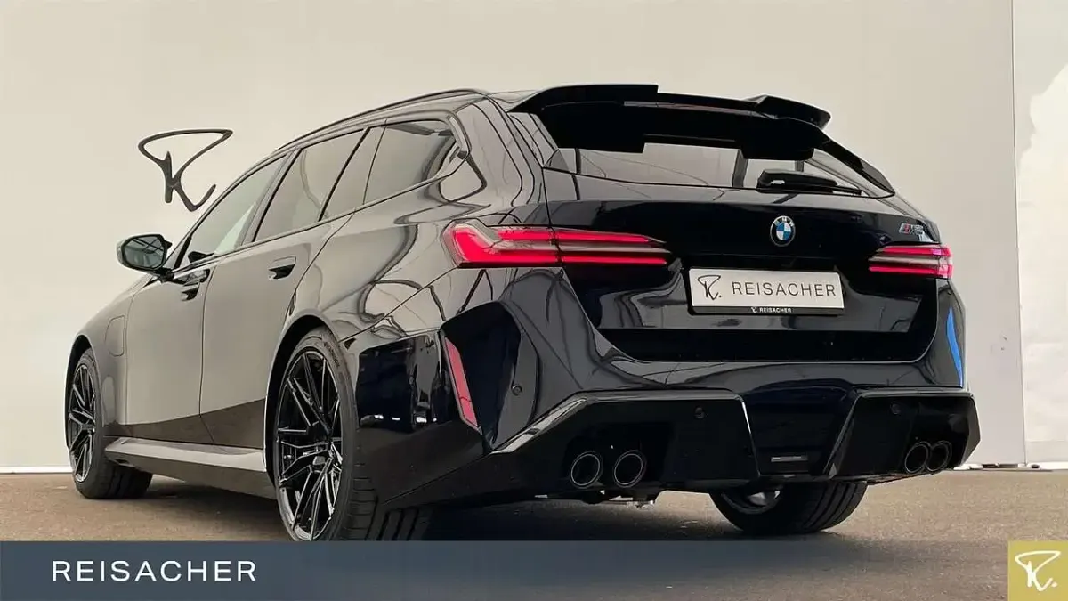 Neu BMW M5 Comfort Edition 727 PS (534 kW) 2026 Carbonschwarz metallic Kombi