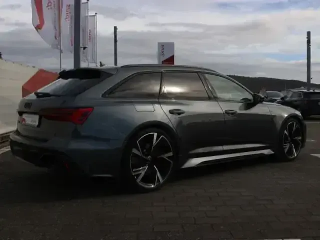 Gebraucht Audi RS6 Performance 630 PS (463 kW) 2025 Daytonagrau perleffekt Kombi