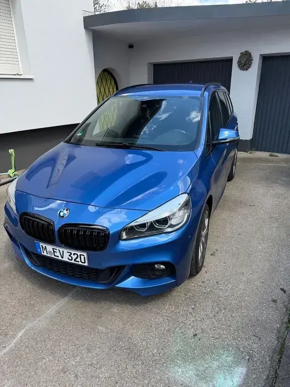 Gebraucht BMW 220 Gran Tourer Performance 190 PS (139 kW) 2018 Blau Van / Kleinbus