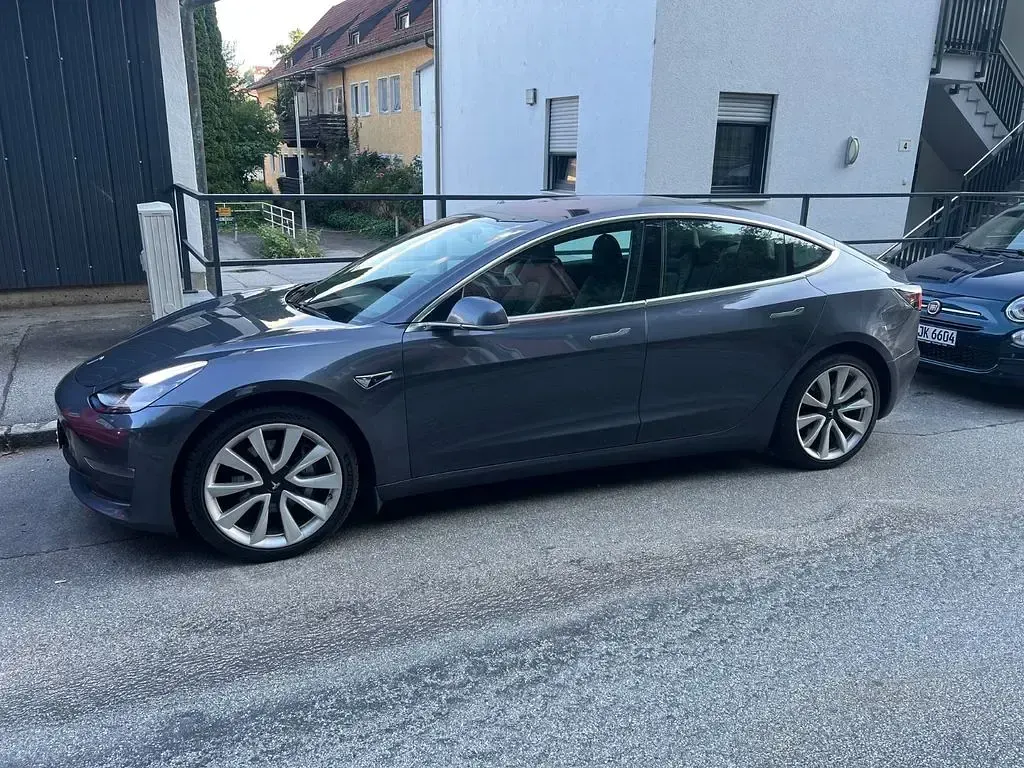 Gebraucht Tesla Model 3 Long Range AWD 366 kW (498 PS) 2019 Grau Limousine