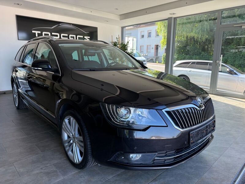 Schwarz Gebraucht 2014 Skoda Superb Elegance Kombi | 6.800 € (Guter Preis) - Bild 1/4