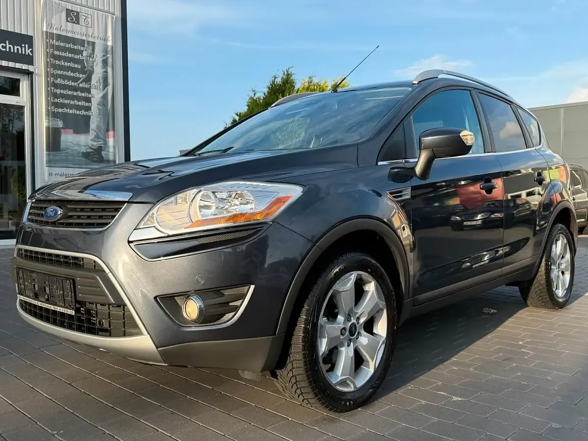 Gebraucht Ford Kuga 136 PS (100 kW) 2010 Violet SUV