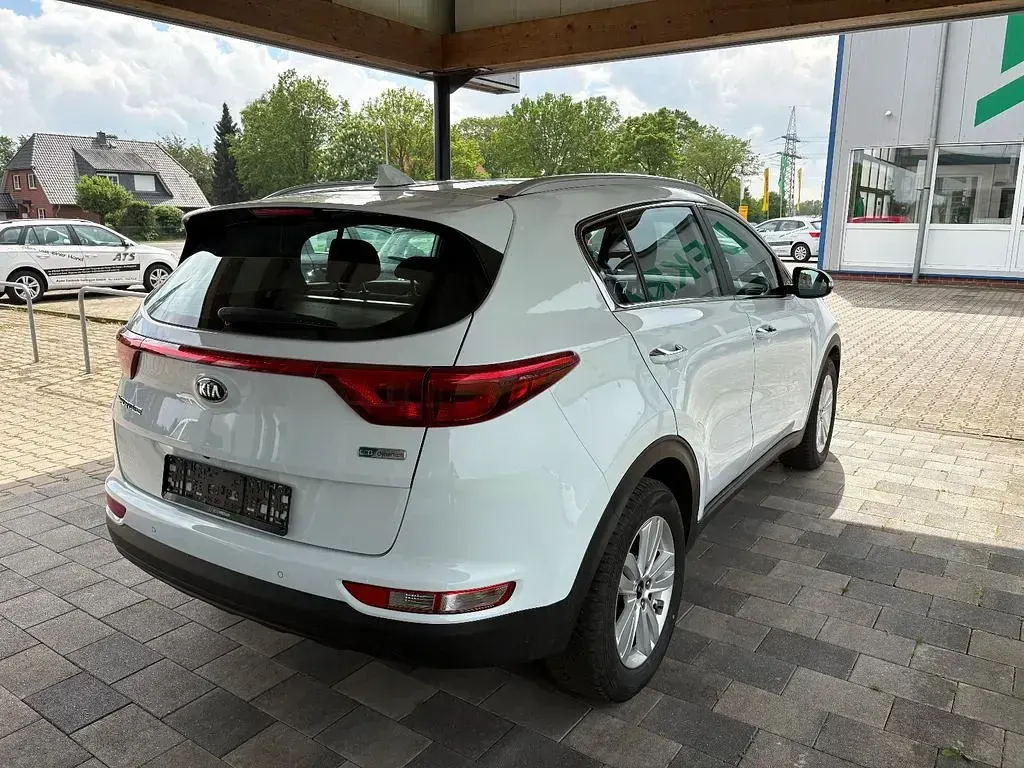 Gebraucht Kia Sportage Vision 141 PS (103 kW) 2018 Weiß SUV