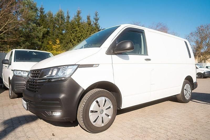 Gebraucht VW T6.1 150 PS (110 kW) 2021 Weiß Van