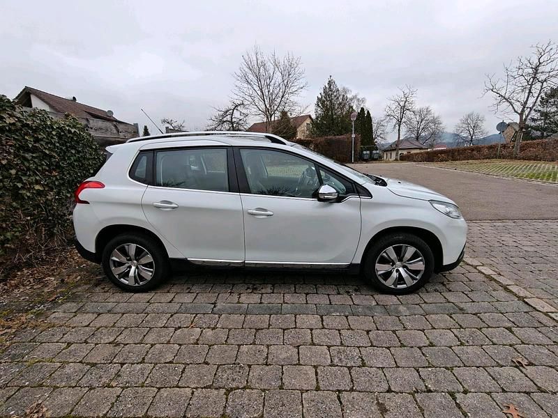 Gebraucht Peugeot 2008 Allure 96 PS (70 kW) 2013 Weiß SUV
