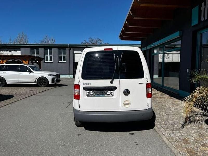 Second-hand VW Caddy 109 CP (80 kW) 2009 Alb Monovolum