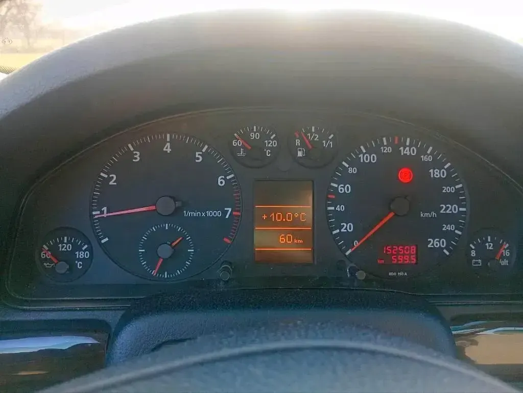 Gebraucht Audi A4 125 PS (91 kW) 1995 Grün Limousine