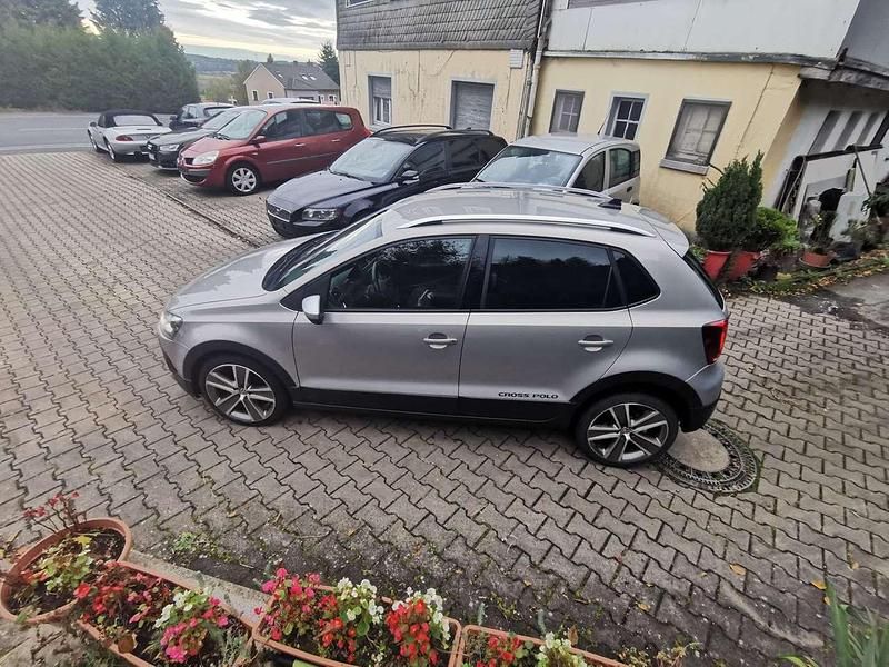 Gebraucht VW Polo Cross 105 PS (77 kW) 2011 Grau Kleinwagen