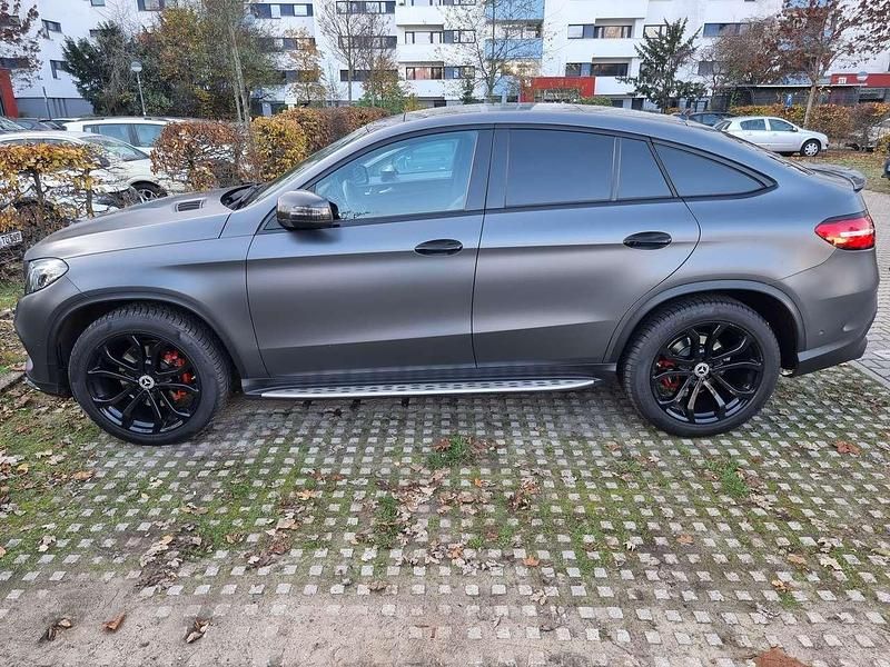 Gebraucht Mercedes GLE350 OrangeArt Edition 258 PS (189 kW) 2020 Blau Coupé