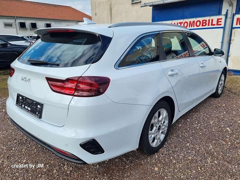 Gebraucht Kia Ceed Sportswagon 101 PS (74 kW) 2022 Weiß Kombi