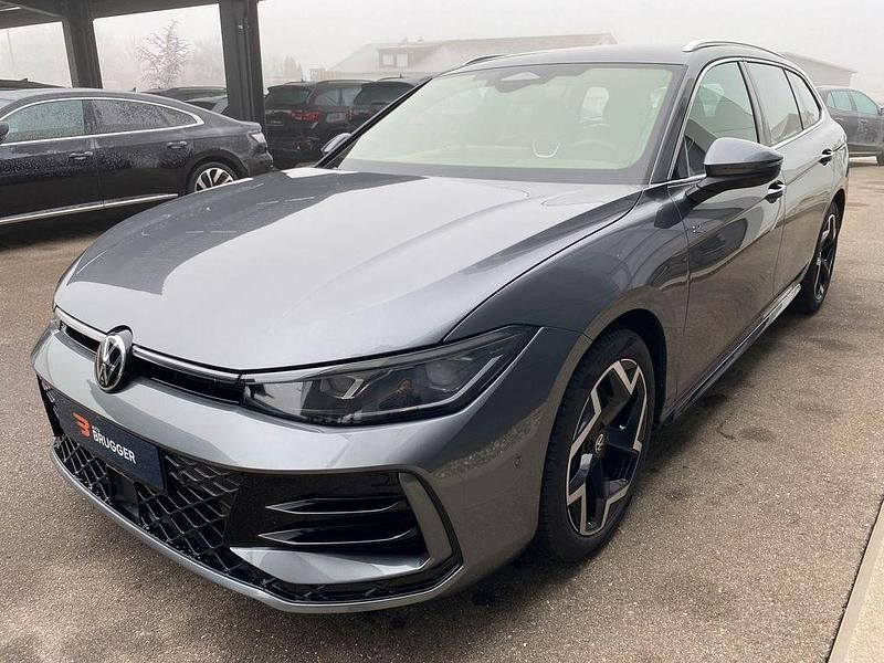 Neu VW Passat R-line 193 PS (141 kW) 2026 Diabasgrau metallic Kombi